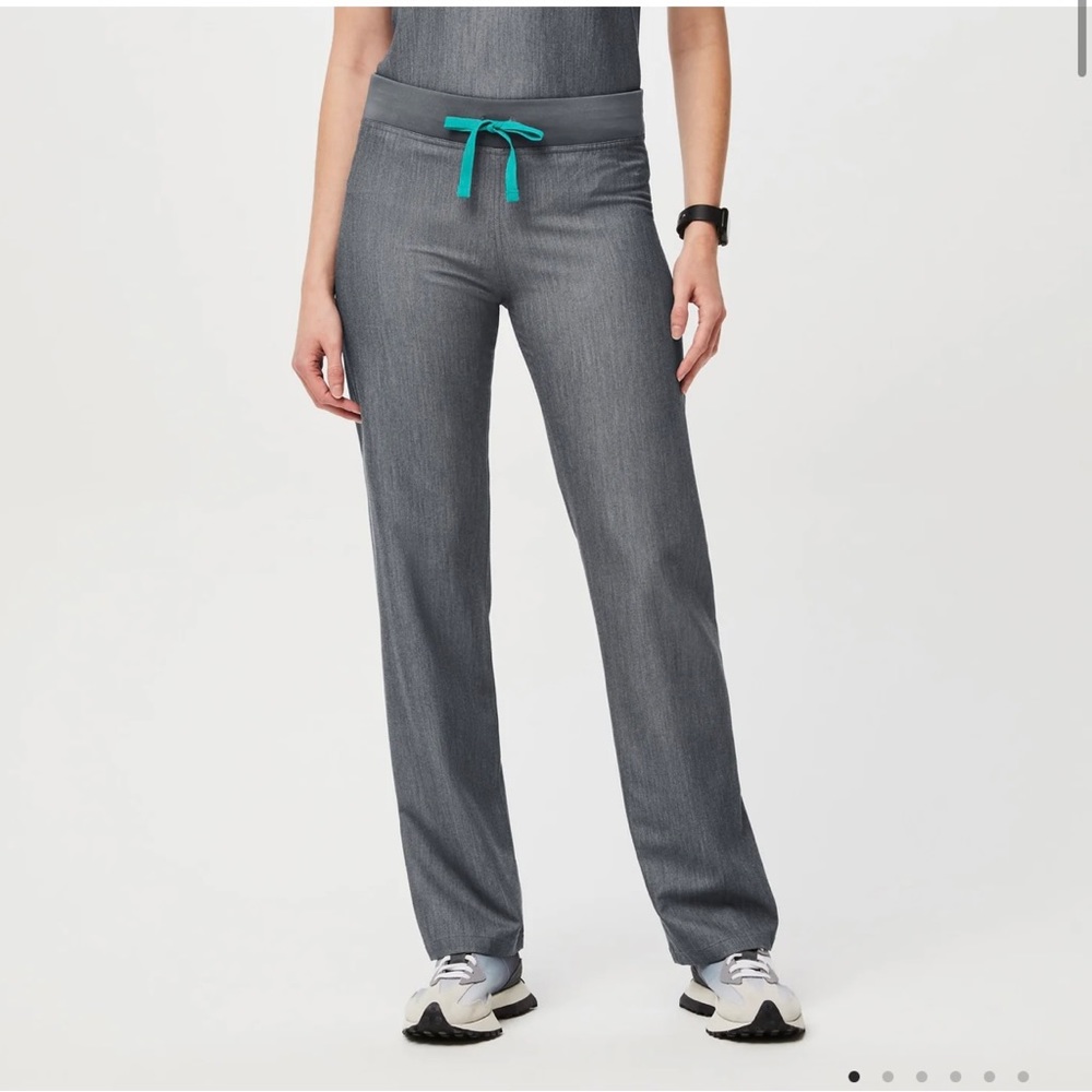 Figs Livingston Basic Scrub Pants - image 1